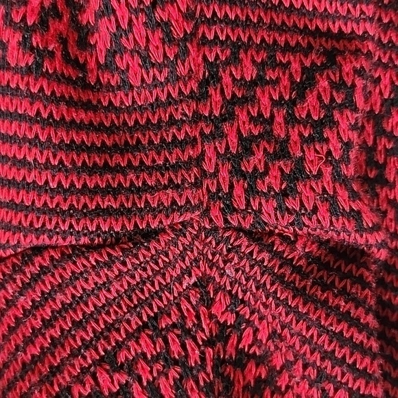 Cato black and red open front duster - Picture 10 of 14